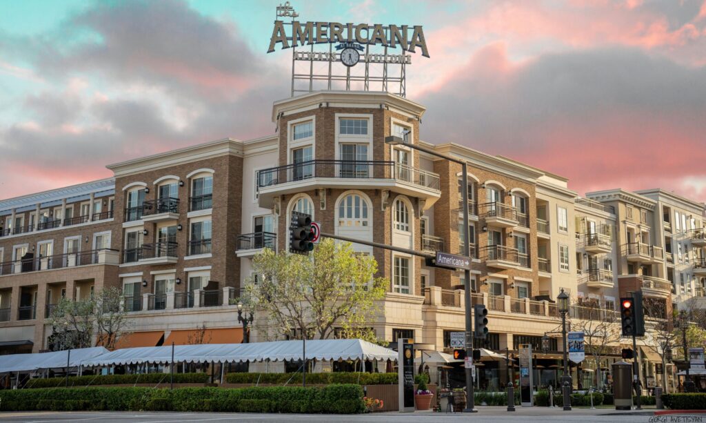 Americana sign in Glendale, CA